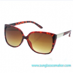 High-End Fashion Sunglasses (SZ1388)