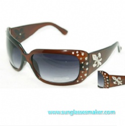 UV Protection Eyewear with Fashion Sunglasses Frame (SZ620)