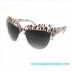 2013 New Design Fashion Plastic Sunglasses with UV Protection